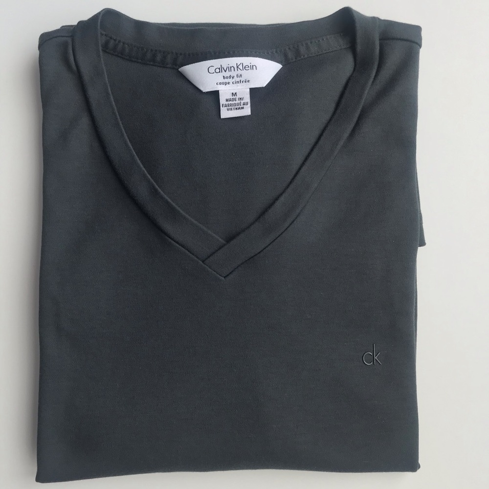 V-Neck Calvin Klein T-Shirt - Picture 2 of 8